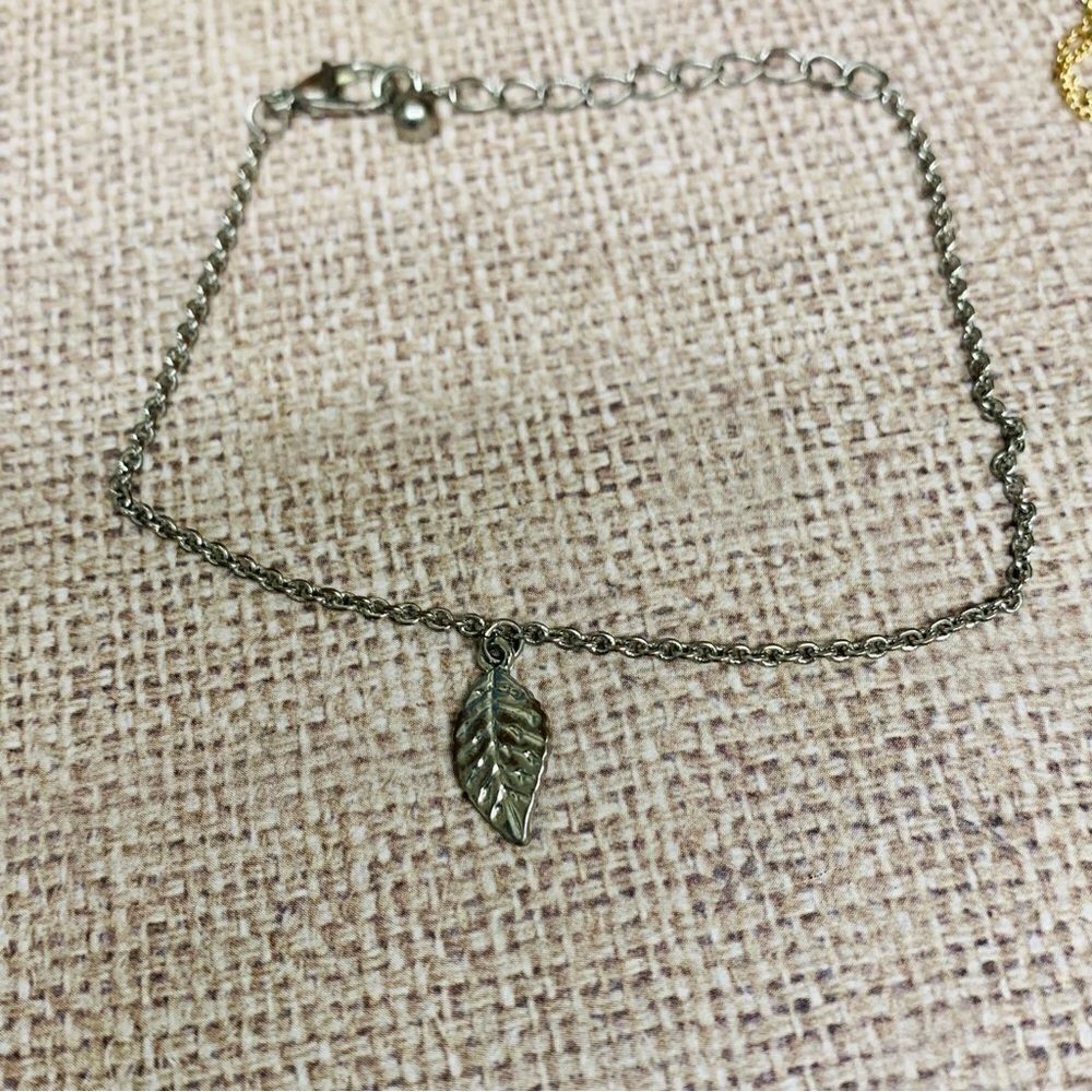 Dainty Bracelet Bundle‎ - Picture 2 of 4